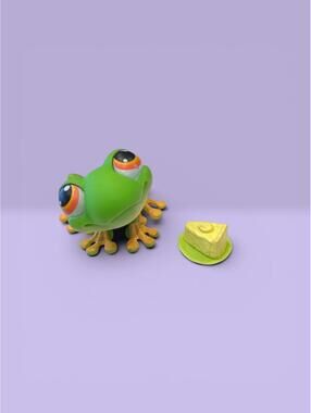 Littlest Pet Shop LPS Frog #264 with Food Accessory.